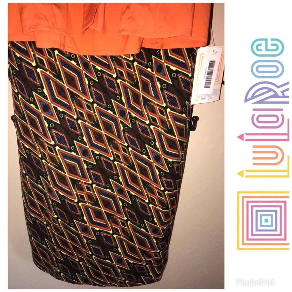 SALE ⬇️NWT LuLaRoe Cassie  Pencil Skirt